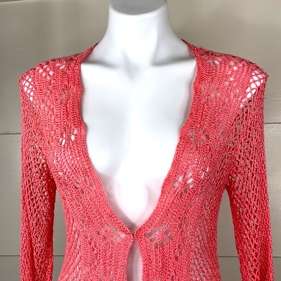 Victoria’s Secret Knit Pink Bell Sleeve Blouse knit - Picture 3 of 13